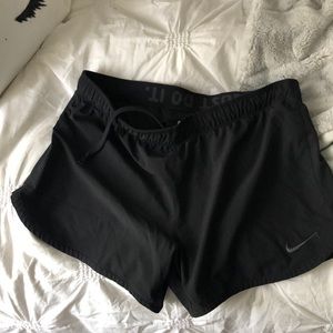 Nike Dri Fit Womens Shorts Medium Black